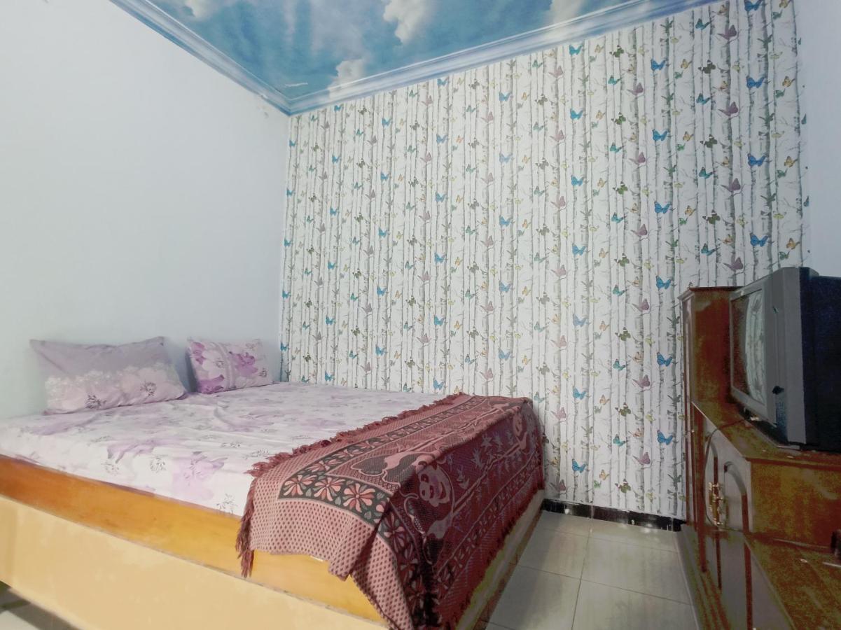 Oyo 90093 Dw Hotel Μαλάνγκ Εξωτερικό φωτογραφία
